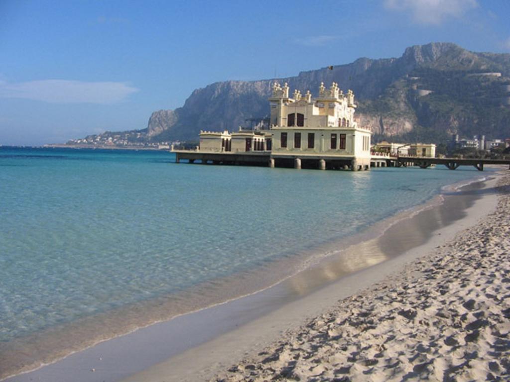 Apartamento Casa Lunastella Locazione Turistica Mondello Exterior foto